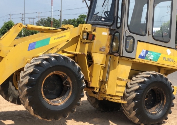 ขายรถตักล้อยาง FURUKAWA FL50-1 (เทียบเท่า WA50) (3,XXX ชั่วโมง) นำเข้าเองจากญี่ปุ่น สภาพพร้อมใช้ มีVDOการทำงานครับ