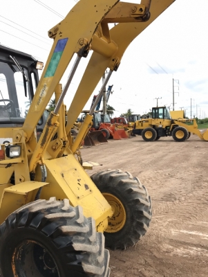 ขายรถตักล้อยาง FURUKAWA FL50-1 (เทียบเท่า WA50) (3,XXX ชั่วโมง) นำเข้าเองจากญี่ปุ่น สภาพพร้อมใช้ มีVDOการทำงานครับ