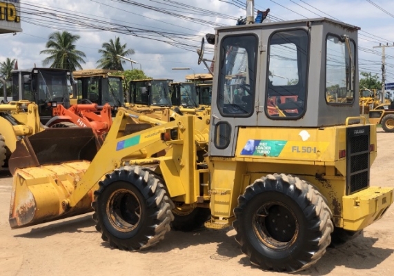 ขายรถตักล้อยาง FURUKAWA FL50-1 (เทียบเท่า WA50) (3,XXX ชั่วโมง) นำเข้าเองจากญี่ปุ่น สภาพพร้อมใช้ มีVDOการทำงานครับ