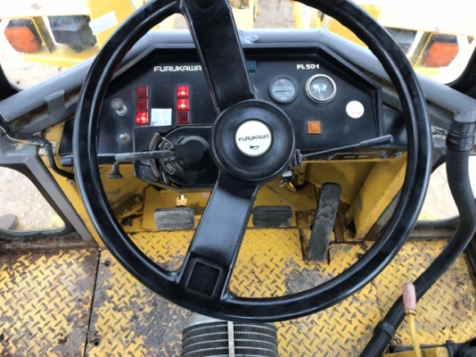 ขายรถตักล้อยาง FURUKAWA FL50-1 (เทียบเท่า WA50) (3,XXX ชั่วโมง) นำเข้าเองจากญี่ปุ่น สภาพพร้อมใช้ มีVDOการทำงานครับ