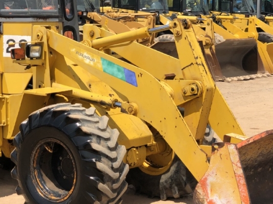 ขายรถตักล้อยาง FURUKAWA FL50-1 (เทียบเท่า WA50) (3,XXX ชั่วโมง) นำเข้าเองจากญี่ปุ่น สภาพพร้อมใช้ มีVDOการทำงานครับ