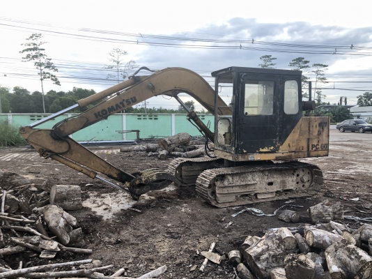 ขายรถแบคโฮ KOMATSU PC 60-1 ขีบไม้ สภาพดี พร้อมใช่งาน สนใจโทร 081-970-1072 ขายรถแบคโฮ KOMATSU PC 60-1 ขีบไม้ สภาพดี พร้อมใช่งาน สนใจโทร 081-970-1072