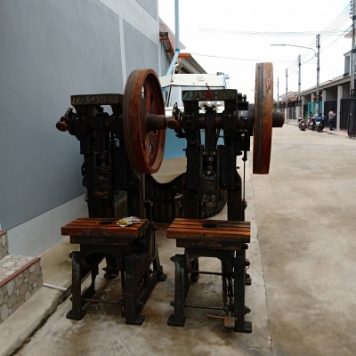 เครื่องปั๊ม 15 ตัน asahi เก่าญี่ปุ่นสภาพดี เครื่องปั๊ม 15 ตัน asahi เก่าญี่ปุ่นสภาพดี