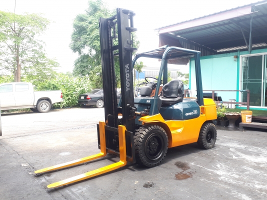 ขายรถโฟล์คลิฟท์ยี่ห้อ TOYOTA 7FD30