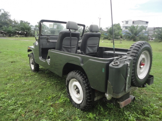 JEEP WILLYS เครื่อง SD23 ดีเซล ยางใหม่ 5 เส้น