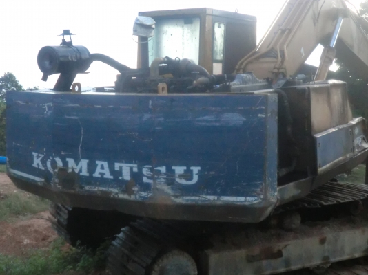 รถแม๊คโครยี่ห้อ โคมัสสุ PC200 รุ่น 3 ขายตามสภาพ