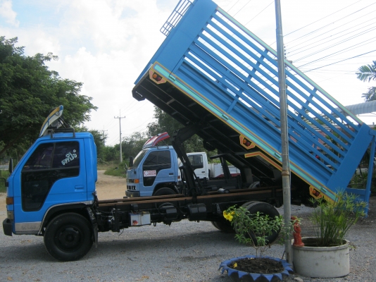 ขาย 6ล้อดั้ม NPR 115 พร้อมใช้งาน 550000 บาท ขาย 6ล้อดั้ม NPR 115 พร้อมใช้งาน 550000 บาท