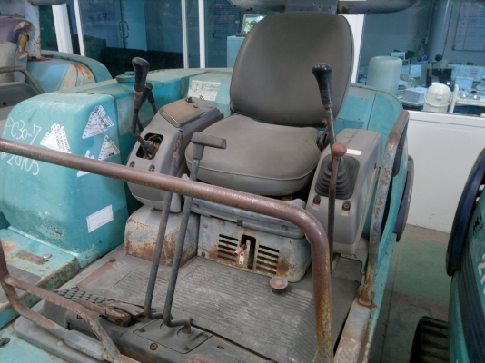 รถขุดเล็ก KOMATSU PC30-7 สภาพดีนำเข้าจากญี่ปุ่น