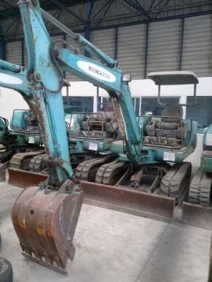 รถขุดเล็ก KOMATSU PC30-7 สภาพดีนำเข้าจากญี่ปุ่น
