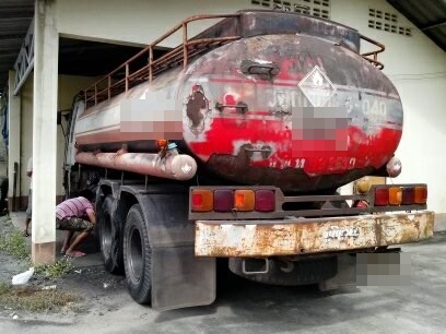 รถฮีโน่ 10 ล้อ บรรทุกน้ำมัน FL3H  195 แรงม้า  สนใจติดต่อ 081-6079515