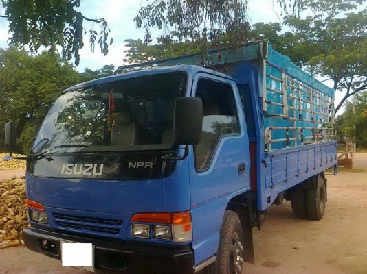 ขายรถ 6 ล้อ  ISUZU   NPRช่วงยาว 5  เมตร 130 แรงปี39รถสวยพร้อมใช้