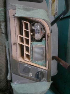 รถขุดเล็ก KOMATSU PC30-7 สภาพดีนำเข้าจากญี่ปุ่น