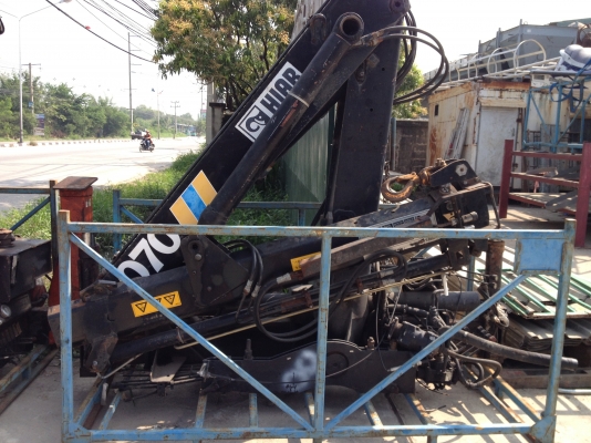 เครนติดหลังรถบรรทุก
