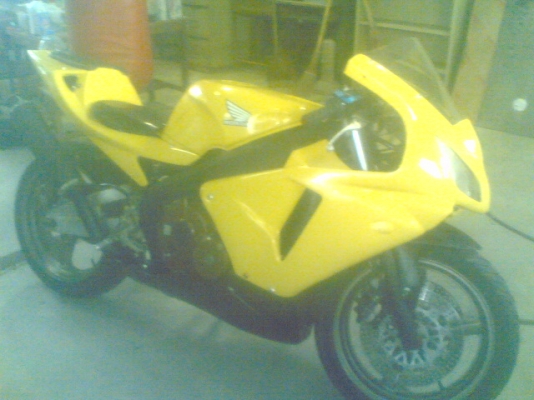 CBR 400 เฉพาะวันนี้ถึงวันศุกร์เท่านั้น ในราคา 45000 โทรด่วน 0888981162 CBR 400 เฉพาะวันนี้ถึงวันศุกร์เท่านั้น ในราคา 45000 โทรด่วน 0888981162
