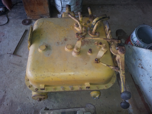 ขาย Hydrolic Tank + Valve ขาย Hydrolic Tank + Valve