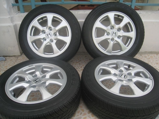 ขายล้อแม็กเดิม  HONDA CIVIC 15"x6" 5/114 et45 + ยางปี 08,09(081-3747940)