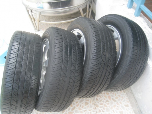 ขายล้อแม็กเดิม  HONDA CIVIC 15"x6" 5/114 et45 + ยางปี 08,09(081-3747940)