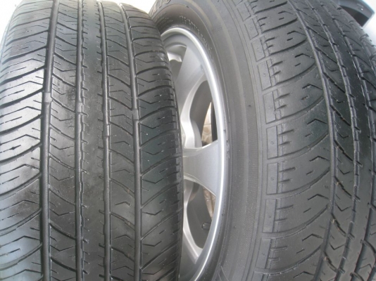 ขายล้อแม็กเดิม  HONDA CIVIC 15"x6" 5/114 et45 + ยางปี 08,09(081-3747940)