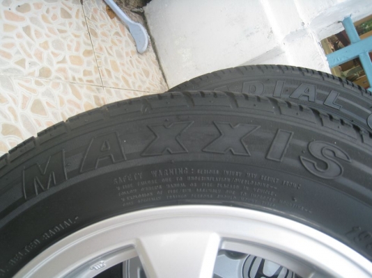 ขายล้อแม็กเดิม  HONDA CIVIC 15"x6" 5/114 et45 + ยางปี 08,09(081-3747940)