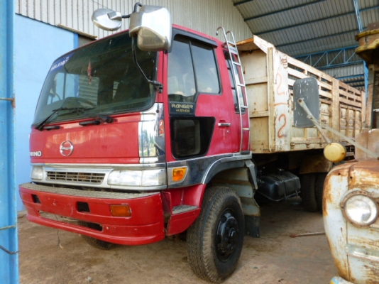 แสงฟ้าเต้นรถ///ขายHINO-227หัวสิงไอเทคนอก เบรกทิฟฟี่ กระดั้มสามมิตร ยางใหม่10เส้น