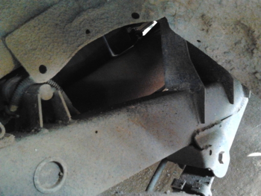 ขาย กระบะแค็ป MISU L200 AEROBODY ปี37/94 เครื่อง2.5 84HP แรงๆ ไม่หลวม พ.พาวเวอร์ แอร์เย็น ภายในดี คอนโซลครบ ช่วงล่างปึ๊ก คัสซีสวยไม่ผุไม่ดาม พื้นปูกระบะ สีมีแตก พร้อมใช้พร้อมลุยงาน ราคาต่อรองได้ครับ