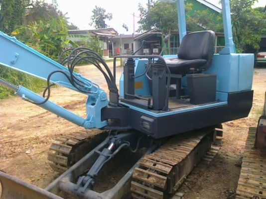 ขายรถแบคโฮ  YANMAR  YB  301  ขนาดเท่าpc 30ราคาถูก