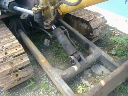 ขายรถแบคโฮ  YANMAR  YB 301 ราคาถูกตามสภาพเครื่องดีปั้มดีเอวแน่น