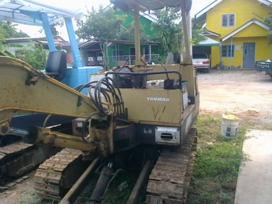 ขายรถแบคโฮ  YANMAR  YB 301 ราคาถูกตามสภาพเครื่องดีปั้มดีเอวแน่น
