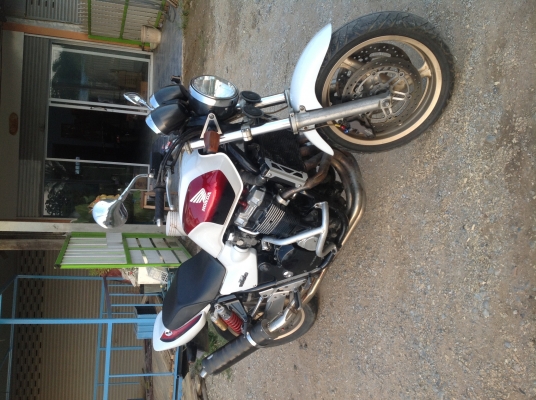 ขายCb1300ปี1998 ทะบียนโอนนอก ลดได้เจ้าของใจดี.   0840854460