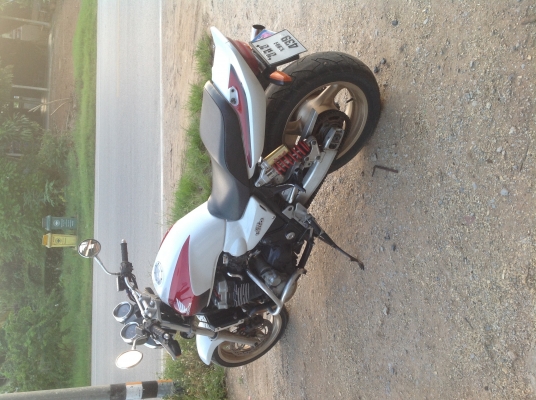 ขายCb1300ปี1998 ทะบียนโอนนอก ลดได้เจ้าของใจดี.   0840854460
