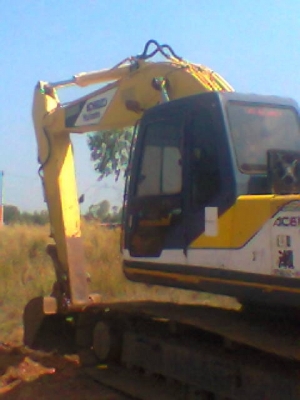 ขายรถแบคโฮ KOBELCO sk 200-3รถสวย ไฟฟ้าครบเอกสารพร้อมซื้อไปลุยงานได้เลย