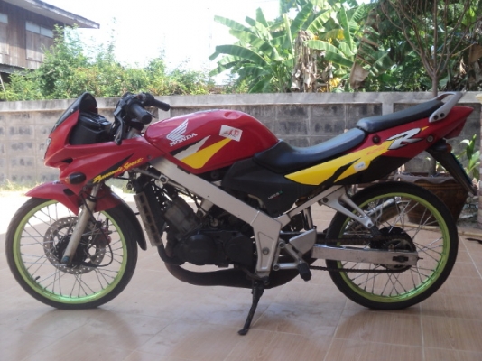 ขาย LS 125 D ปี 44 ตัวใหม่ทะเบียนโอน 9800 บาท