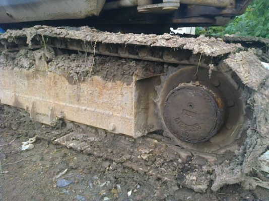 ขายรถแบคโฮ KOMATSU   pc  30-5 สภาพสวยพร้อมใช้ เครื่องเพิ่งเปลี่ยนมาใหม่ของเซียงกง  ปั้มดีแรง ช่วงล่างดีเต็ม    เอวแน่น