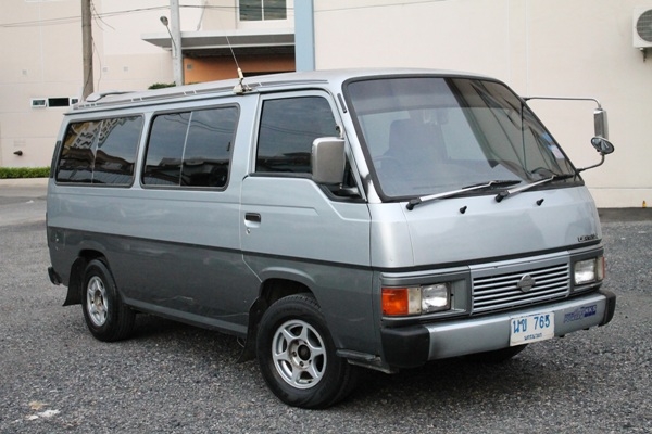 ขายรถตู้ URVAN รถสวยสภาพดีมากๆๆ