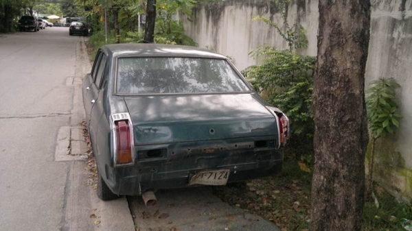 ขายซาก 2 คันสำหรับไปทำอะไหล่ KE70 แวน