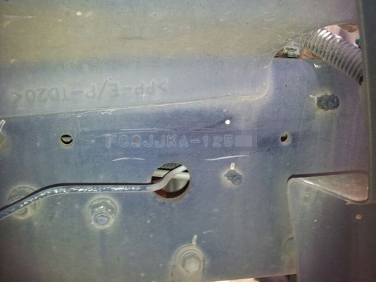 รถฮีโน่ 6 ล้อ FC9J 150 แรงม้า ปี 53  รถวิ่ง 20000 กว่าโล   สนใจติดต่อ 081-6079515