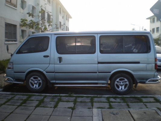 ขายถูก ด่วน รถตู้ Toyota สภาพดี เครื่องดีเซล 3000 ปี 93 สีเขียว พร้อมโอน ขายถูก ด่วน รถตู้ Toyota สภาพดี เครื่องดีเซล 3000 ปี 93 สีเขียว พร้อมโอน