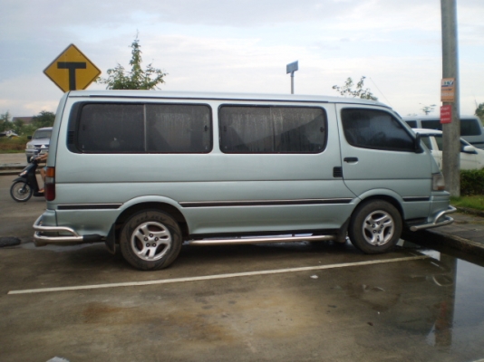 ขายถูก ด่วน รถตู้ Toyota สภาพดี เครื่องดีเซล 3000 ปี 93 สีเขียว พร้อมโอน ขายถูก ด่วน รถตู้ Toyota สภาพดี เครื่องดีเซล 3000 ปี 93 สีเขียว พร้อมโอน