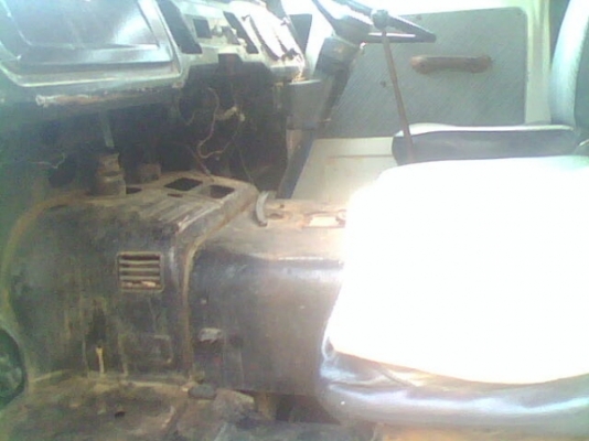 หกล้อHINO KM 540 ยาว 5.50 เมตร เครื่อง 145 แรง 6 สูบ DQ 100 รถสวยพร้อมใช้งานเอกสารทะเบียนพร้อม