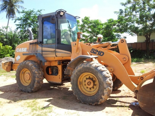 รถตัก หน้าขุดหลัง กาเซ่ 512D   มีขาย 2 คัน  สนใจติดต่อ 081-6079515