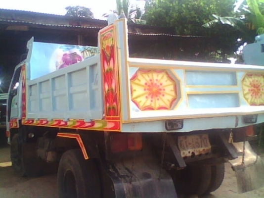 หกล้อISUZU ดั้ม หัวNPR เครื่อง195 แรง คันซีNRR ยาว 3.30เมตร เครื่องดี