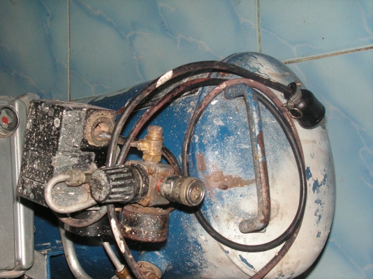 ปั๊มลมPUMAโรตารี่25ลิตร(พร้อมใช้) ปั๊มลมPUMAโรตารี่25ลิตร(พร้อมใช้)