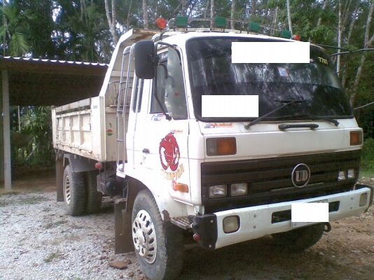 ขาย  6  ล้อ  ยาง  9  UD  สภาพพร้อมใช้งาน