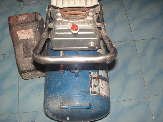 ปั๊มลมPUMAโรตารี่50ลิตร(พี่ที่อยู่สายไหมรับไปดูเเลต่อเเล้วครับ) ปั๊มลมPUMAโรตารี่50ลิตร(พี่ที่อยู่สายไหมรับไปดูเเลต่อเเล้วครับ)