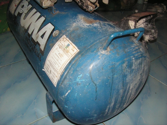 ปั๊มลมPUMAโรตารี่50ลิตร(พี่ที่อยู่สายไหมรับไปดูเเลต่อเเล้วครับ) ปั๊มลมPUMAโรตารี่50ลิตร(พี่ที่อยู่สายไหมรับไปดูเเลต่อเเล้วครับ)