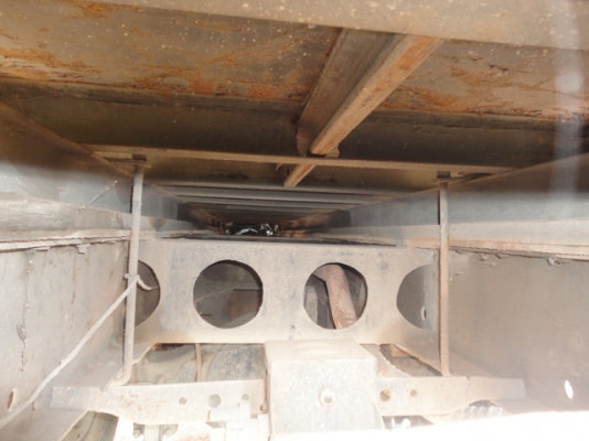 MITSUBISHI   FN517M  มีเล่มทะเบียนพร้อมโอนค่ะ