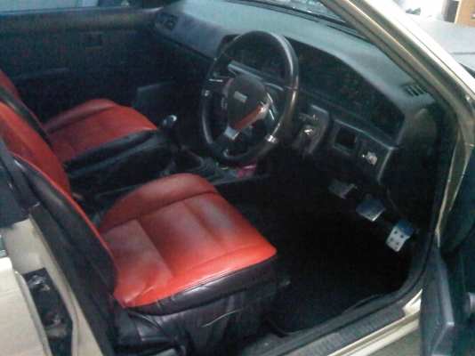 อยากขายคับ รถนิสสันบูเบิด  พร้อมไช้งานครับ