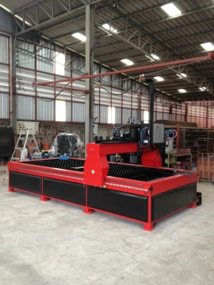 ขายเครื่องตัดพลาสม่าและแก๊สครบชุดควบคุมด้วยคอมพิวเตอร์