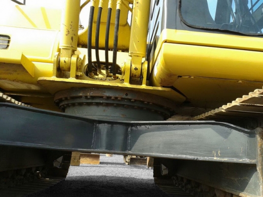 รถขุด PC120-6E โทร.0927826142,034886118 www.patanamachine.com รถขุด PC120-6E โทร.0927826142,034886118 www.patanamachine.com