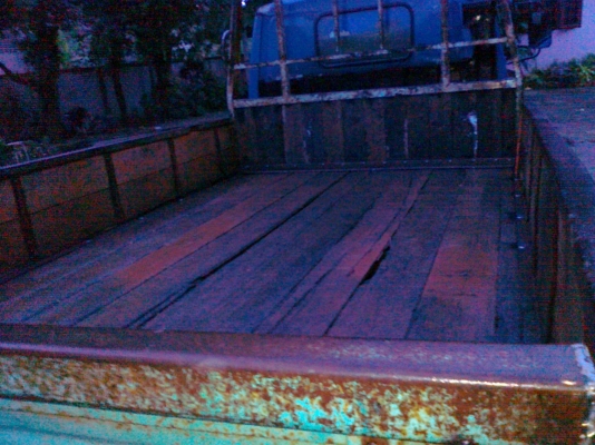 ขายรถ 4 ล้อกลางIsuzu NKR 88แรงม้า รถห้าง